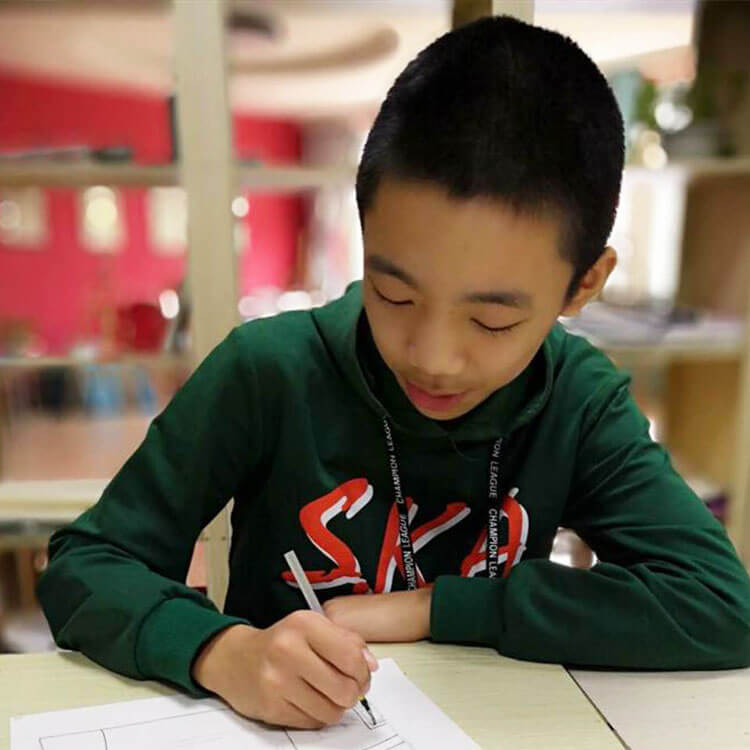 洛园艺术-李裕祺